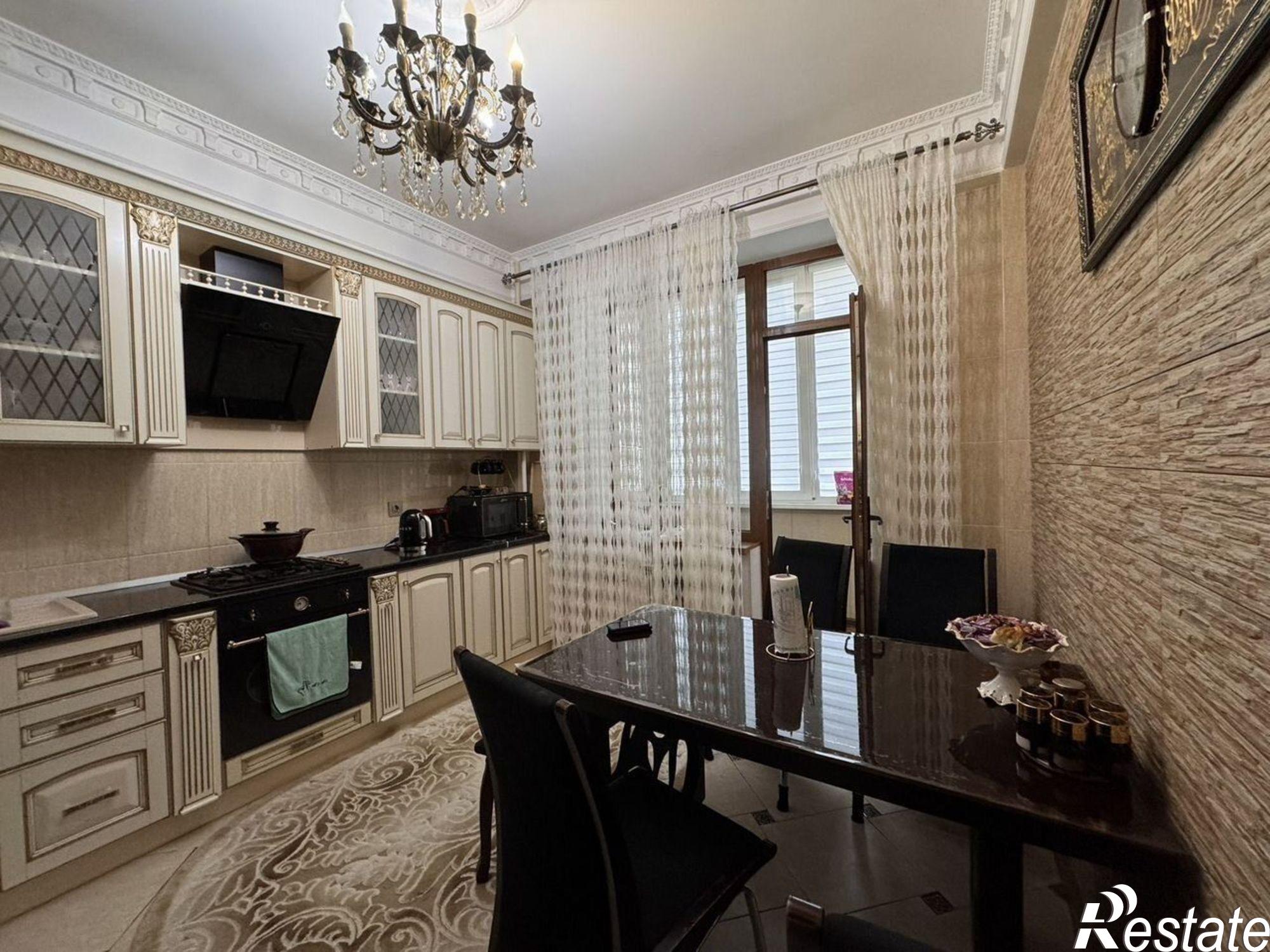 Купить квартиру за 13 000 000 рублей на улица Хизроева, 20Б