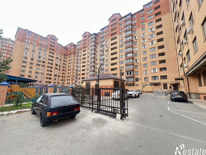 2-комн квартира ул Ленина, 100,  д. 100