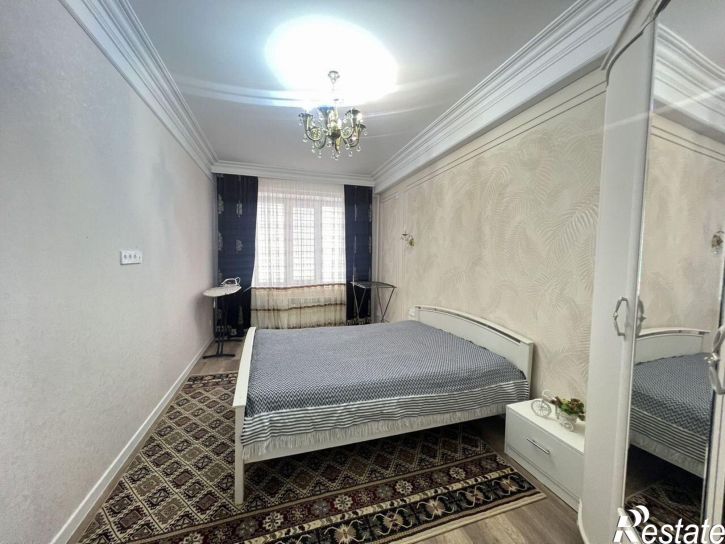 2-комн квартира ул Ленина, 100,  д. 100