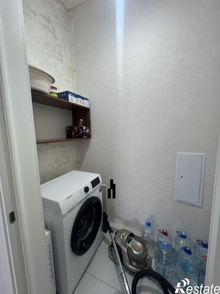 2-комн квартира ул Ленина, 100,  д. 100