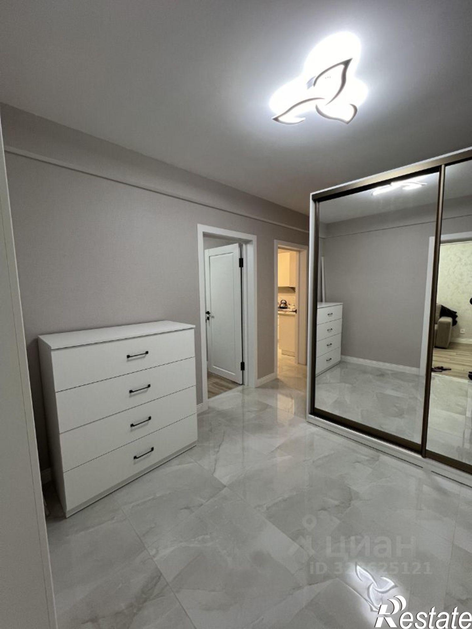 Сдать квартиру за 35 000 рублей на улица Магомедали Магомеджановa, 15/3