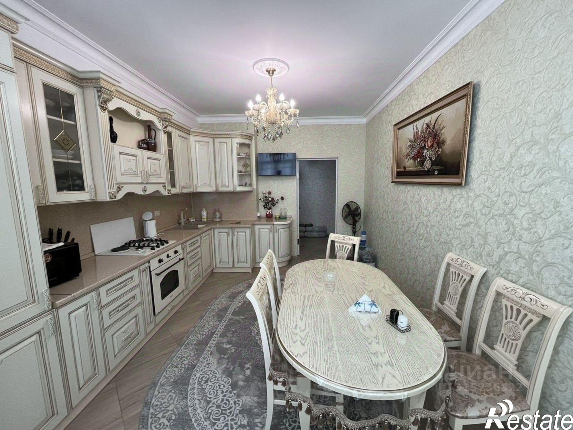 Купить квартиру за 7 800 000 рублей на улица Байрамова, 23