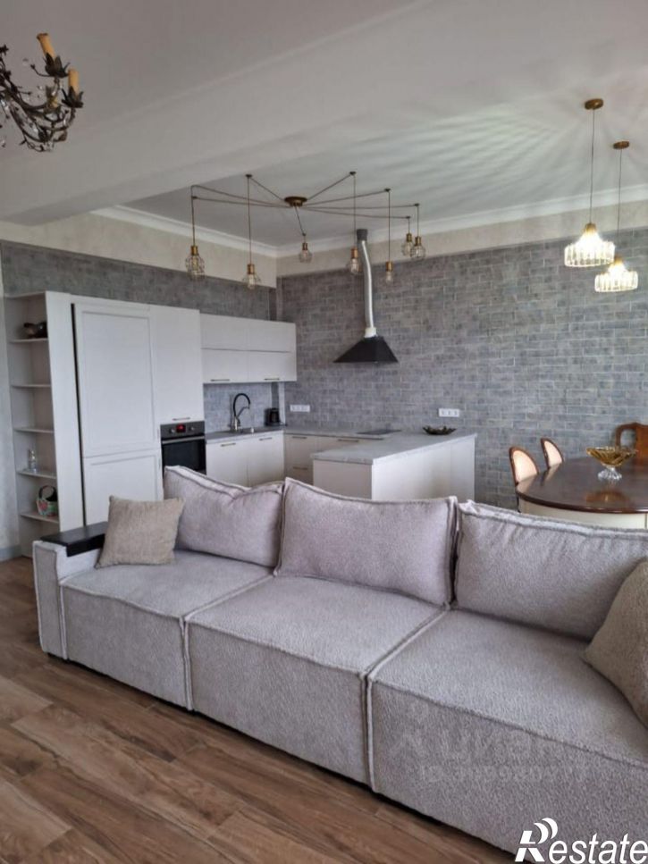 3-комн квартира ул Батырая, 45,  д. 45