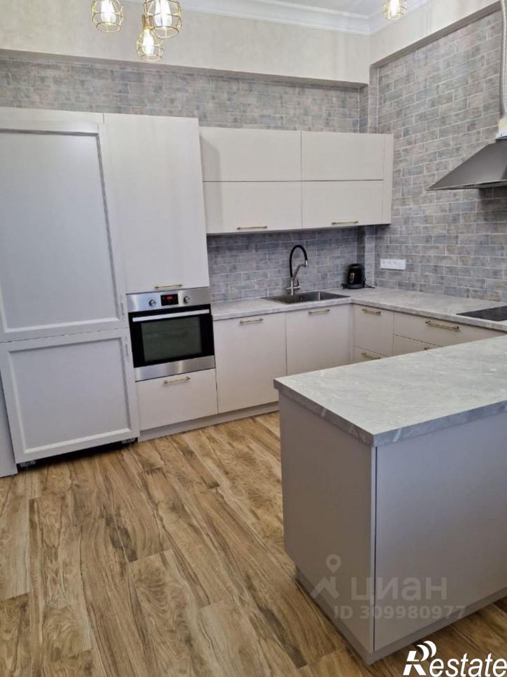 3-комн квартира ул Батырая, 45,  д. 45