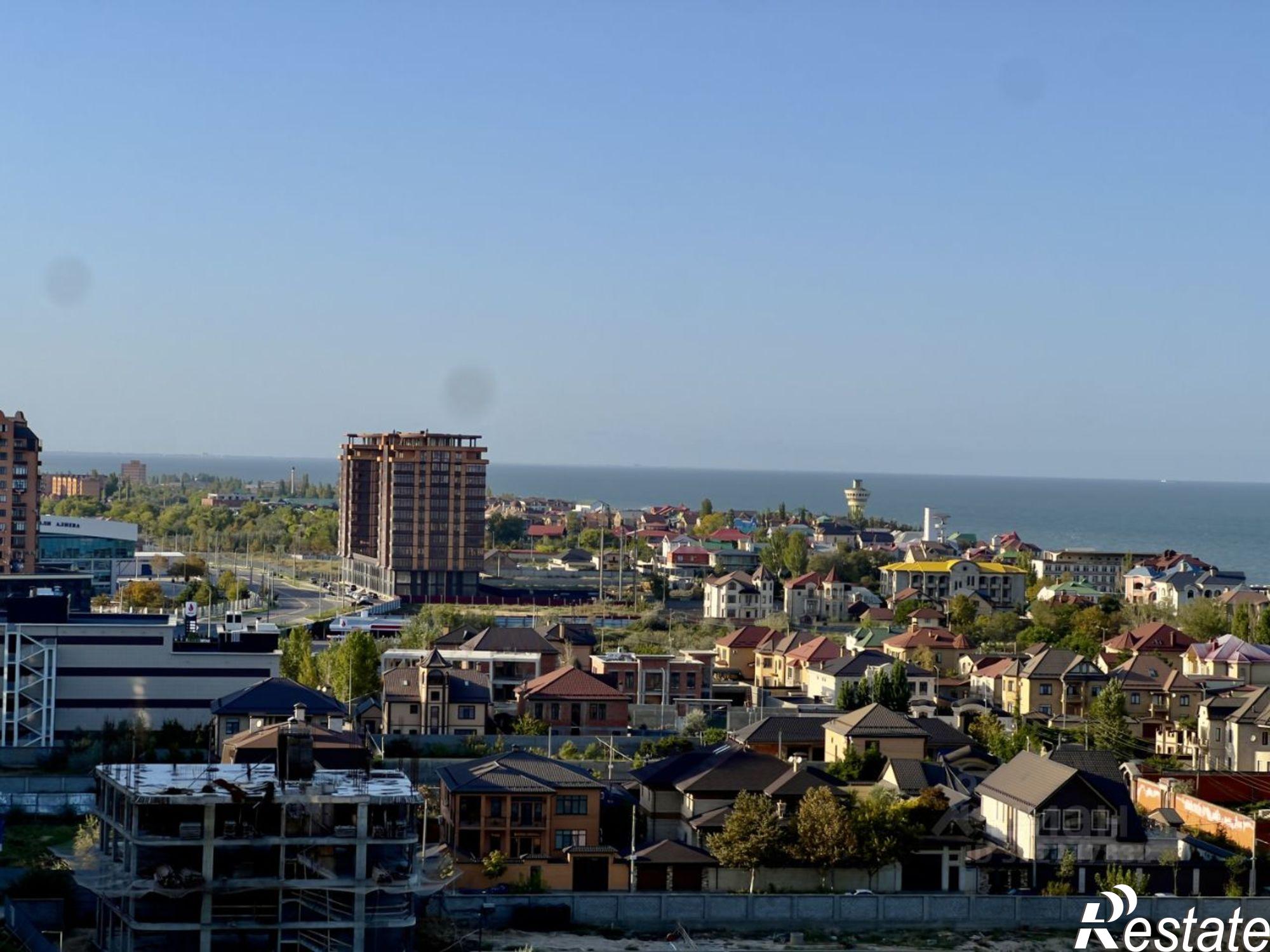 Купить квартиру за 13 500 000 рублей на улица М. Халилова, 44А