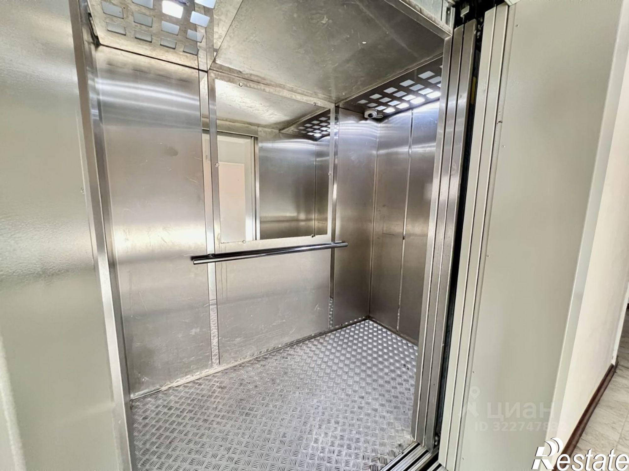 Купить квартиру за 13 500 000 рублей на улица М. Халилова, 44А