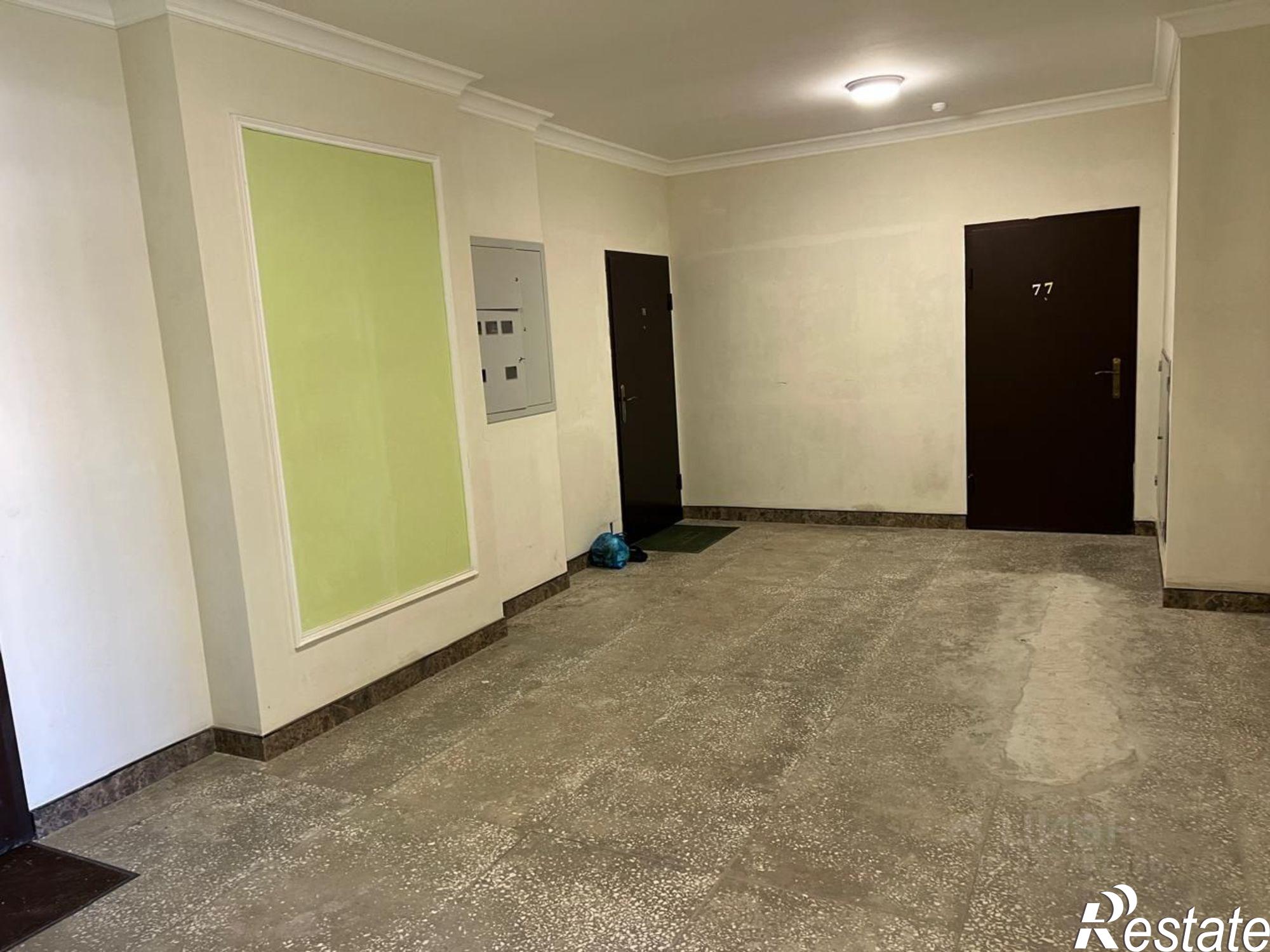 Купить квартиру за 9 300 000 рублей на проспект Омарова, 8