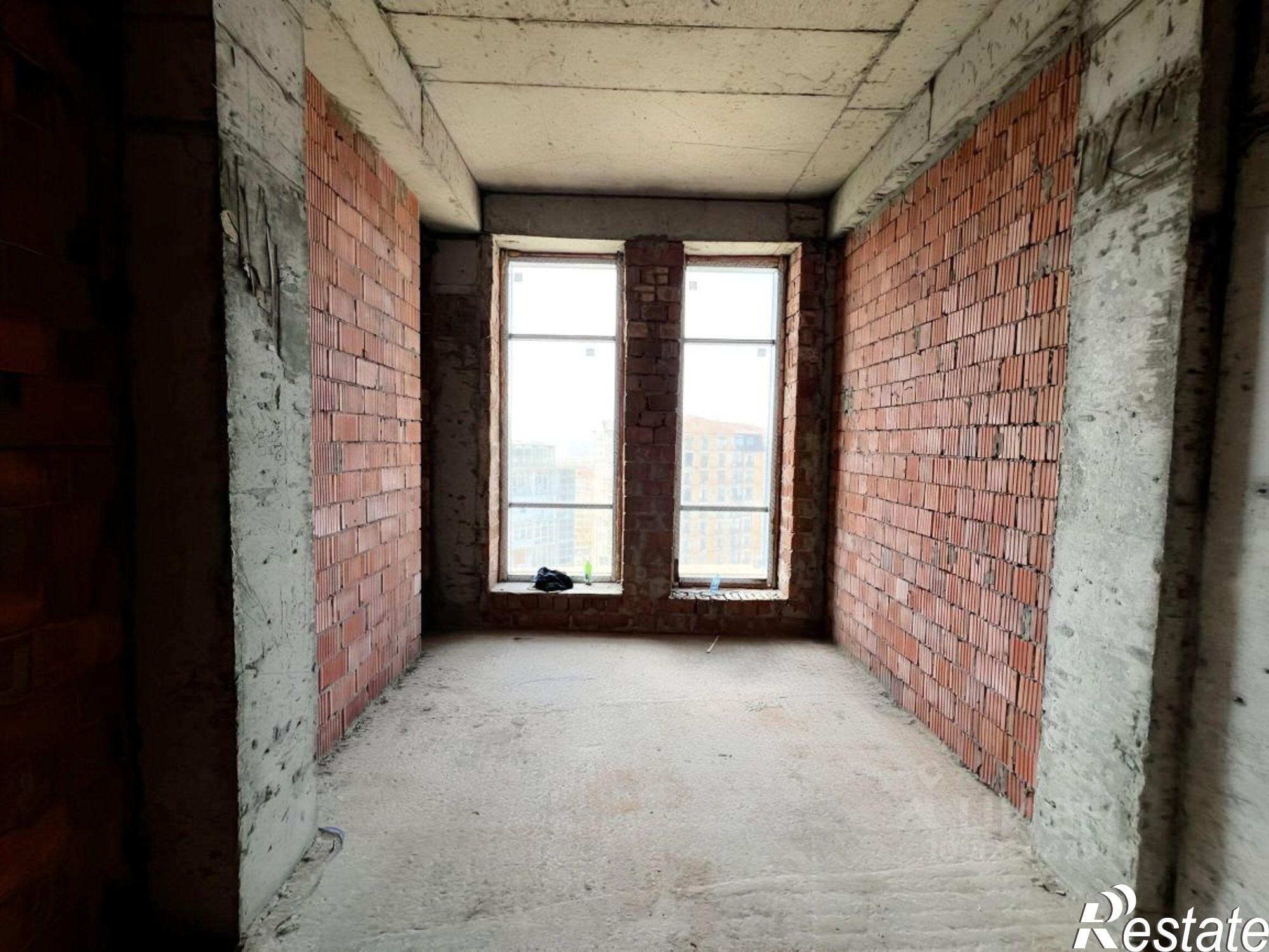 Купить квартиру за 9 800 000 рублей на улица М. Халилова, 48/8