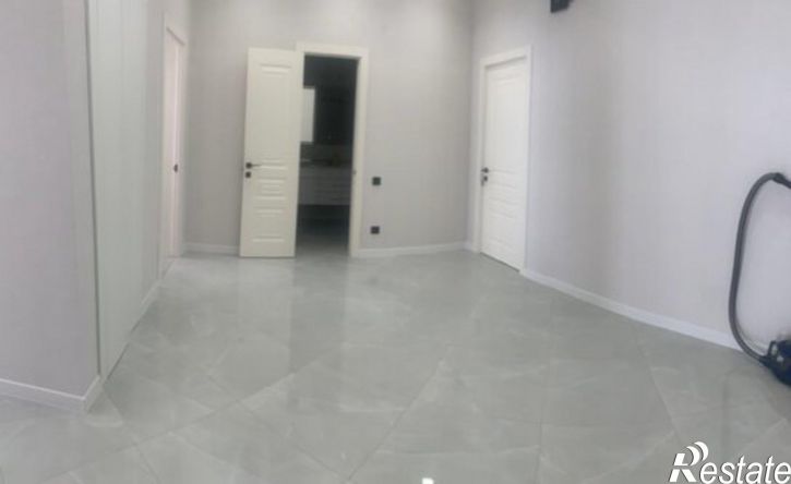 3-комн квартира проспект Омарова, 5,  д. 5