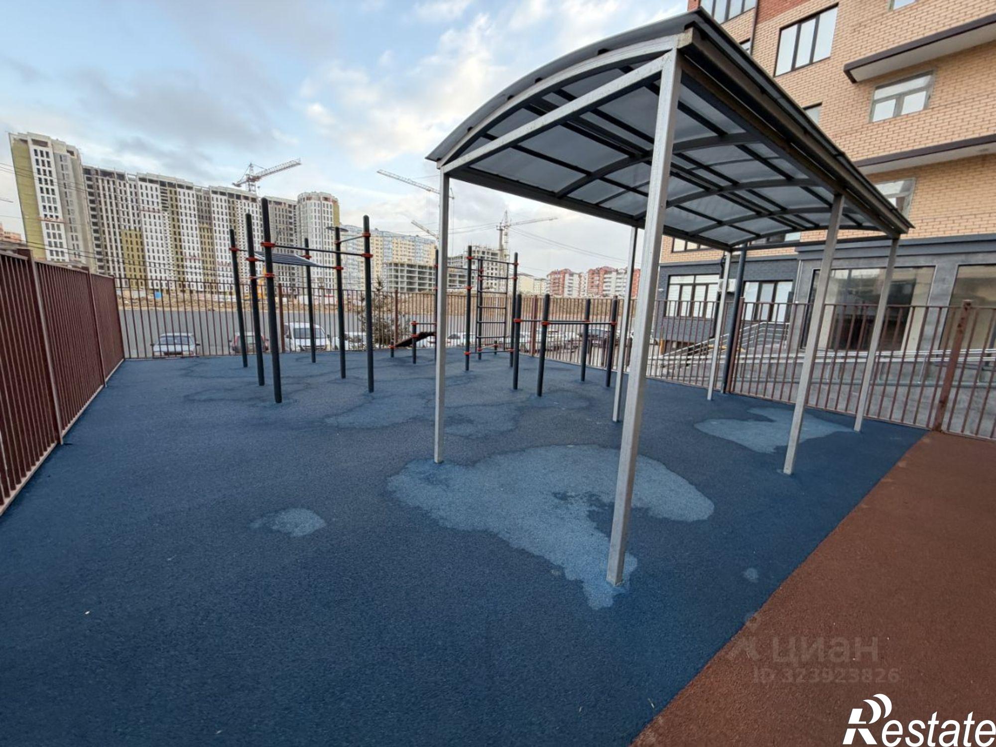 Купить квартиру за 6 800 000 рублей на пр-кт Акулиничева, 28