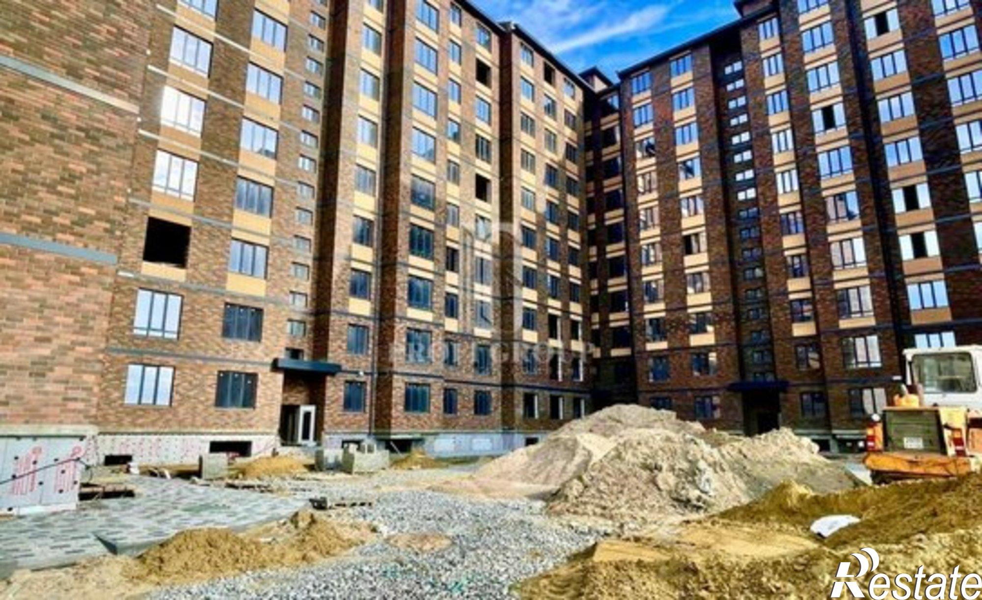 Купить квартиру за 4 464 000 рублей на Махачкала, проспект Насрутдинова, 246