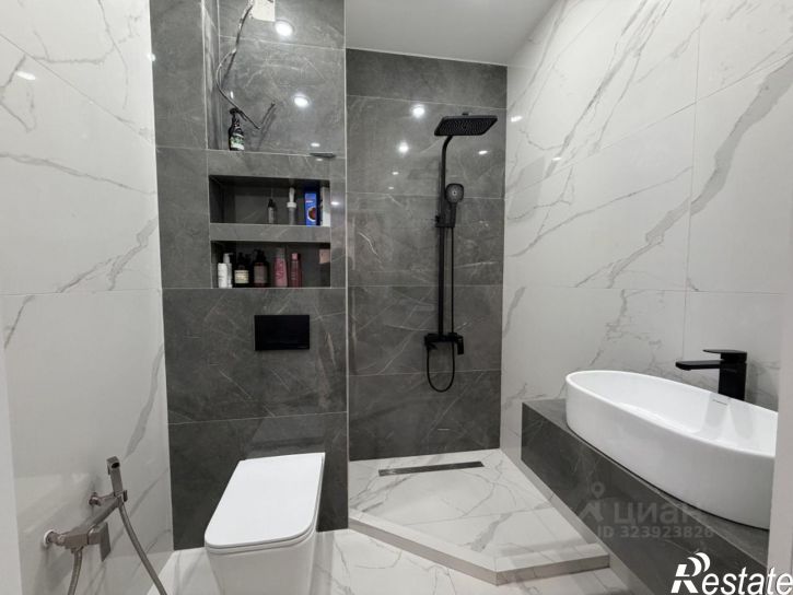 2-комн квартира пр-кт Акулиничева, 28,  д. 28