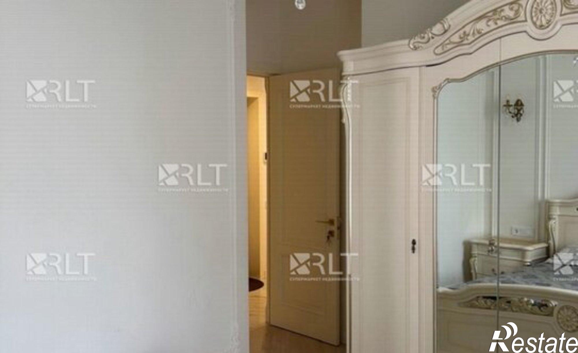 Купить квартиру за 4 450 000 рублей на улица Байрамова, 75/2