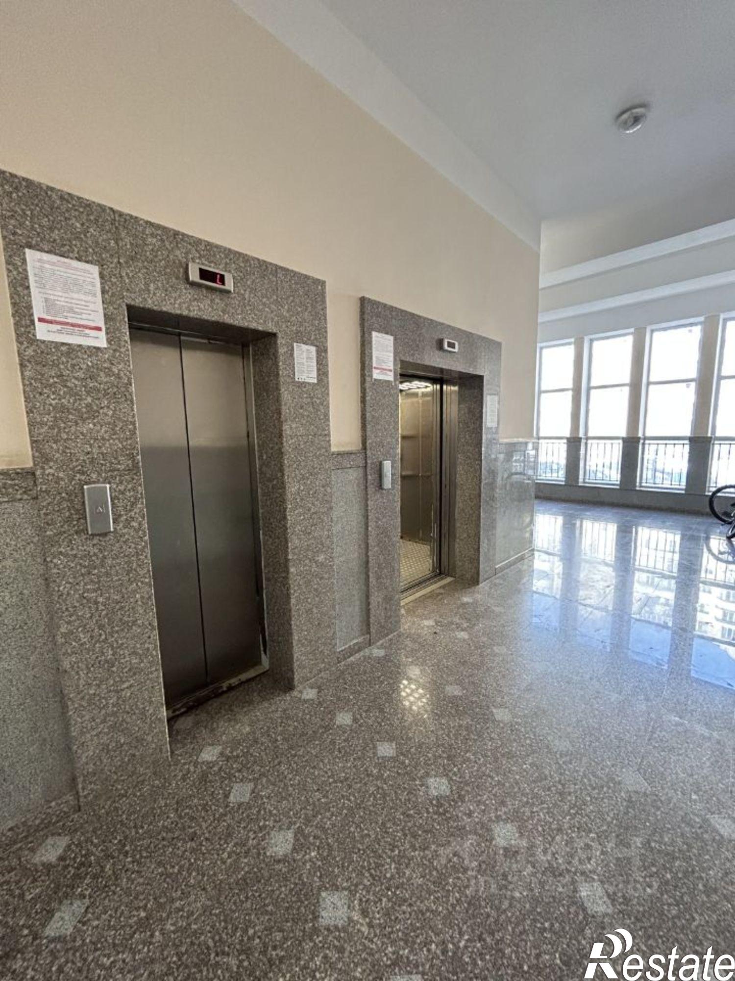 Купить квартиру за 17 000 000 рублей на пр-кт Акулиничева, 5