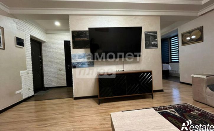 2-комн квартира пр-кт Акулиничева, 5А,  д. 5А