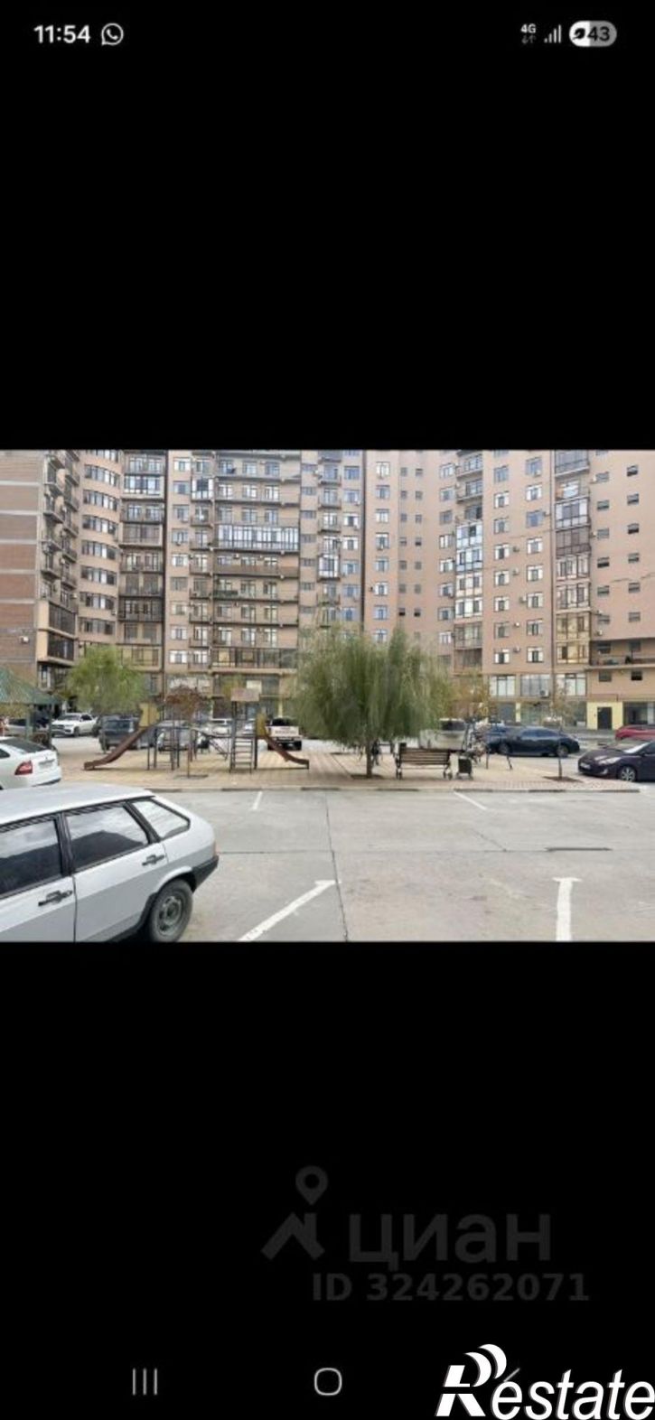 2-комн квартира пр-кт Акулиничева, 1,  д. 1