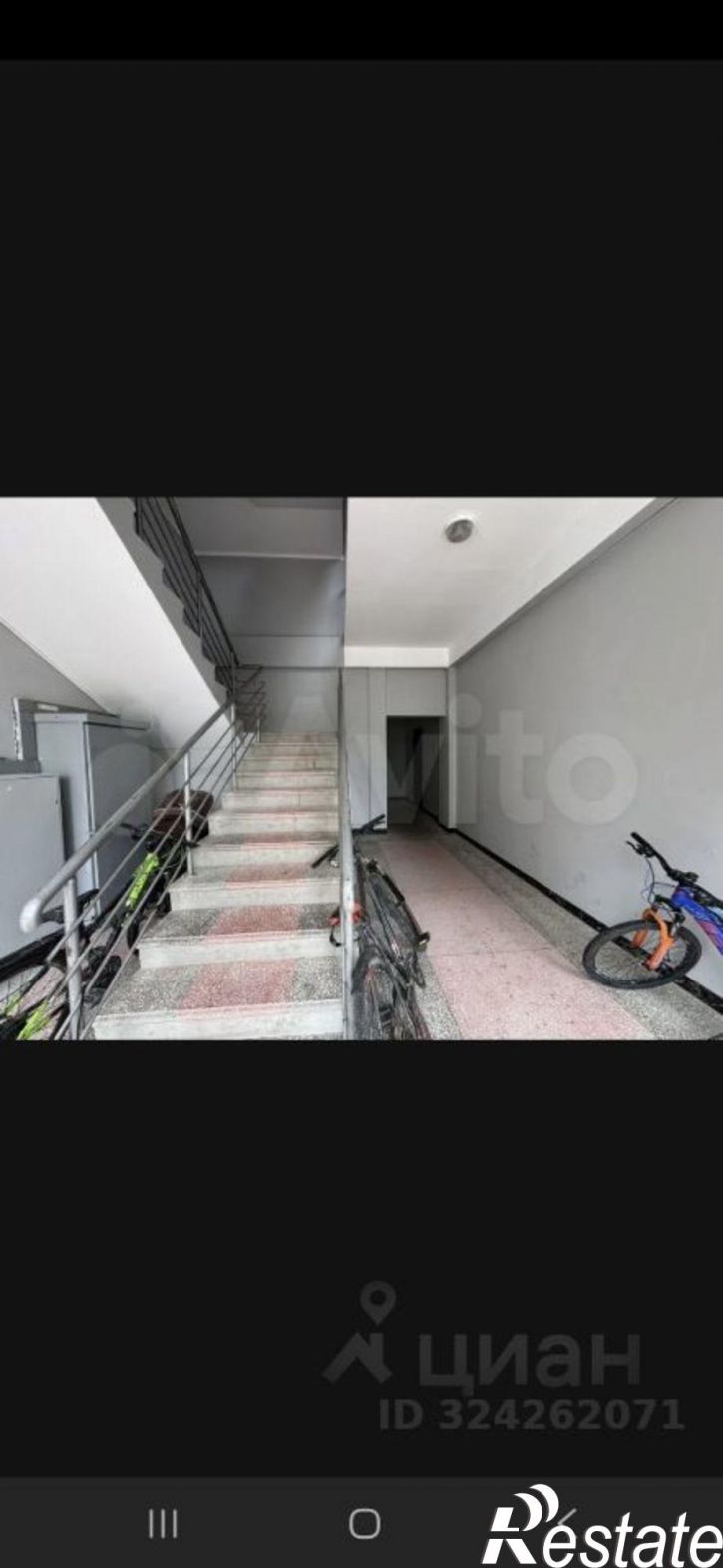 2-комн квартира пр-кт Акулиничева, 1,  д. 1