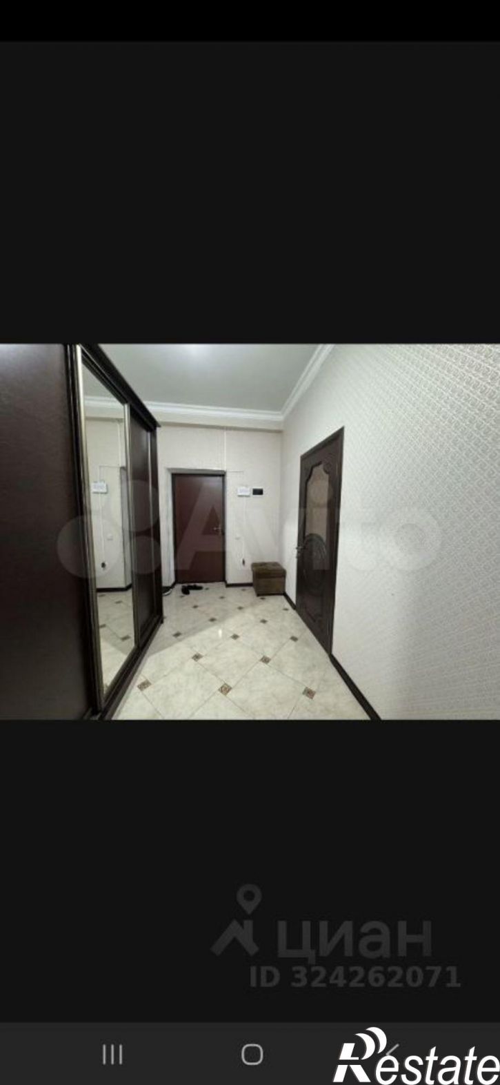 2-комн квартира пр-кт Акулиничева, 1,  д. 1