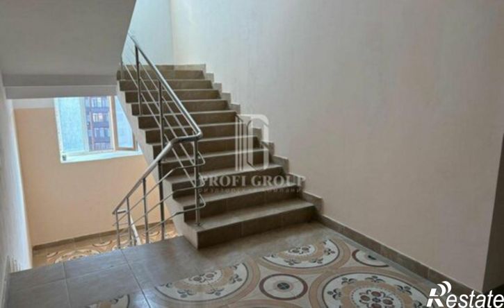 2-комн квартира улица Магомедали Магомеджановa, 2/9,  д. 2/9