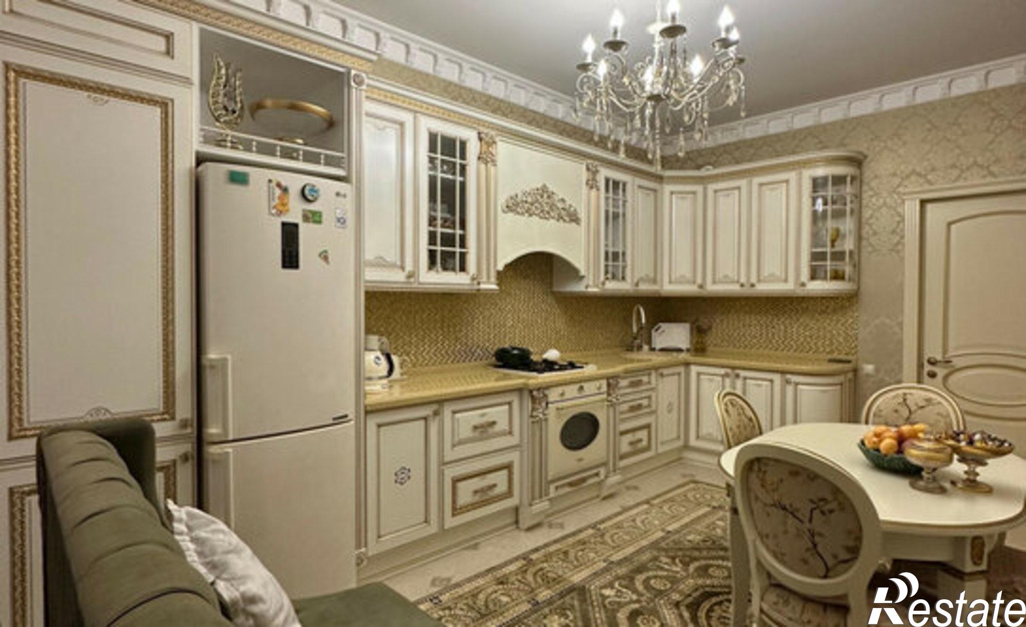 Купить квартиру за 13 500 000 рублей на Приморская улица, 16