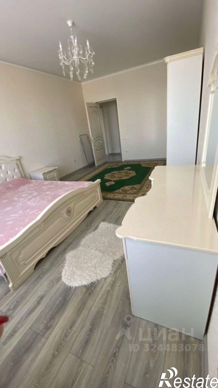 3-комн квартира Молодёжная улица, 2,  д. 2