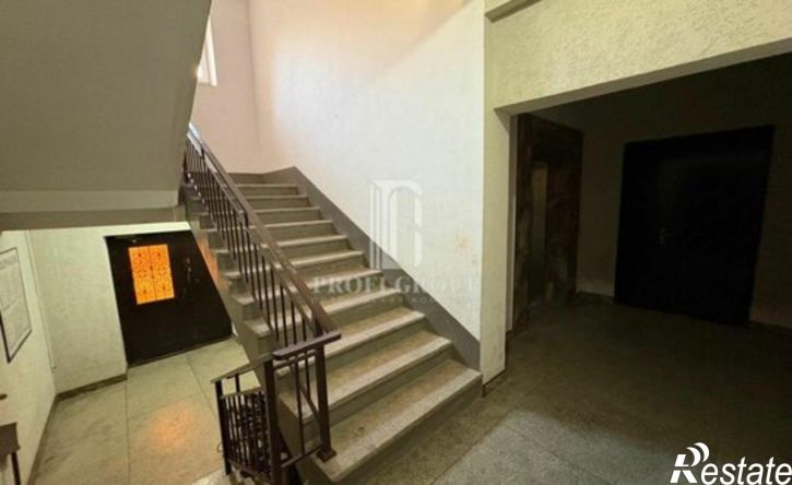 2-комн квартира пр-кт М.Омарова, 20,  д. 20