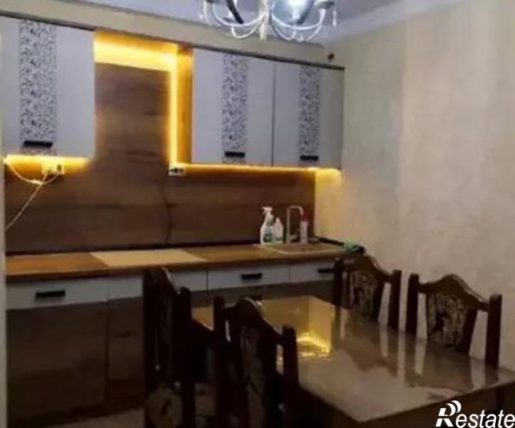 2-комн квартира пр-кт М.Омарова, 10,  д. 10