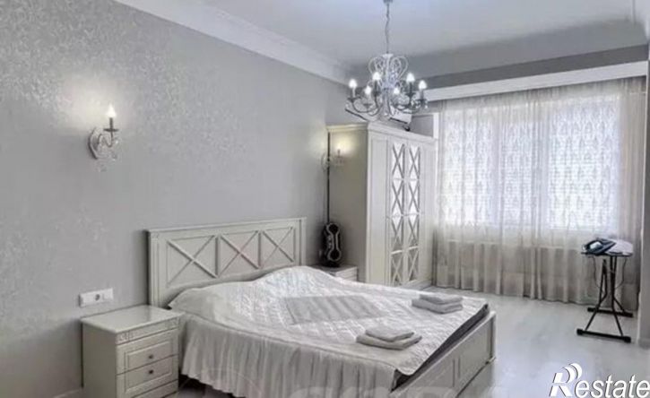 2-комн квартира пр-кт М.Омарова, 20,  д. 20