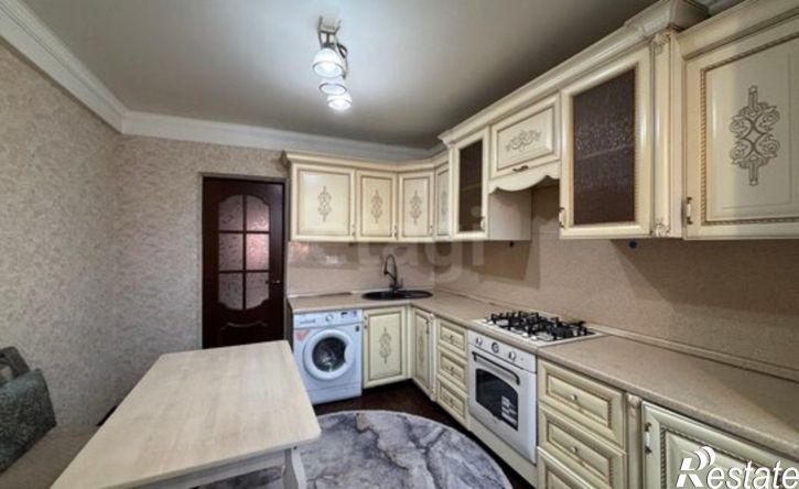 3-комн квартира проспект М. Омарова, 4,  д. 4