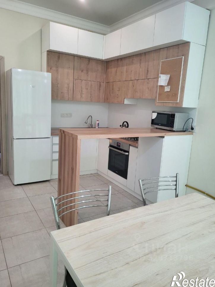 2-комн квартира проспект М. Омарова, 5,  д. 5