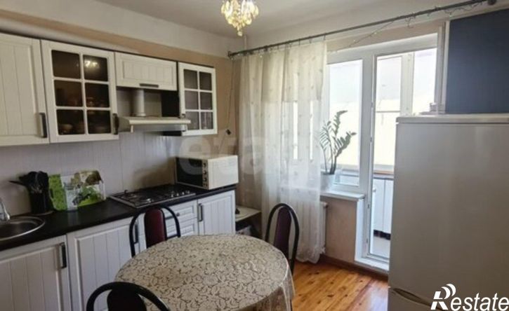3-комн квартира проспект М. Омарова, 4,  д. 4