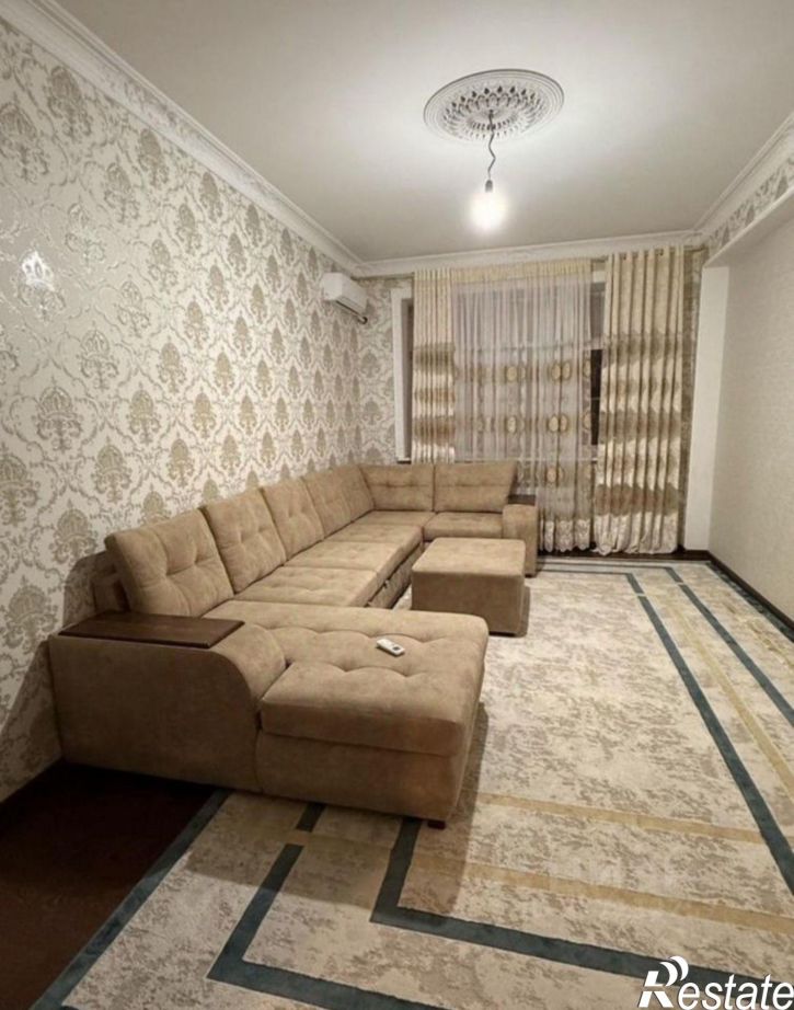 2-комн квартира проспект М. Омарова, 1Б,  д. 1Б