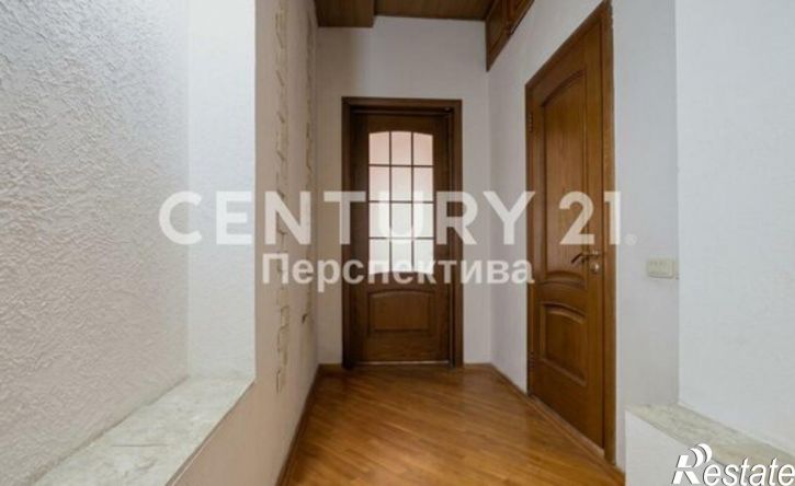 3-комн квартира улица Мира, 1,  д. 1