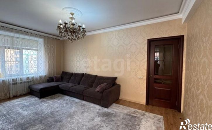 2-комн квартира улица М. Халилова, 48Б,  д. 48Б
