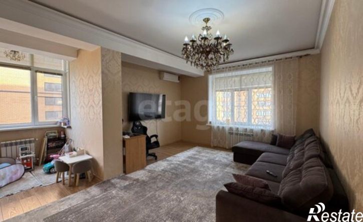 2-комн квартира улица М. Халилова, 48Б,  д. 48Б