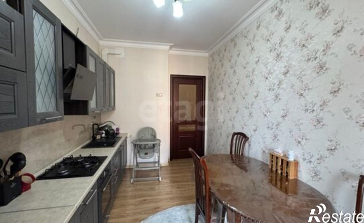 2-комн квартира улица М. Халилова, 48Б,  д. 48Б