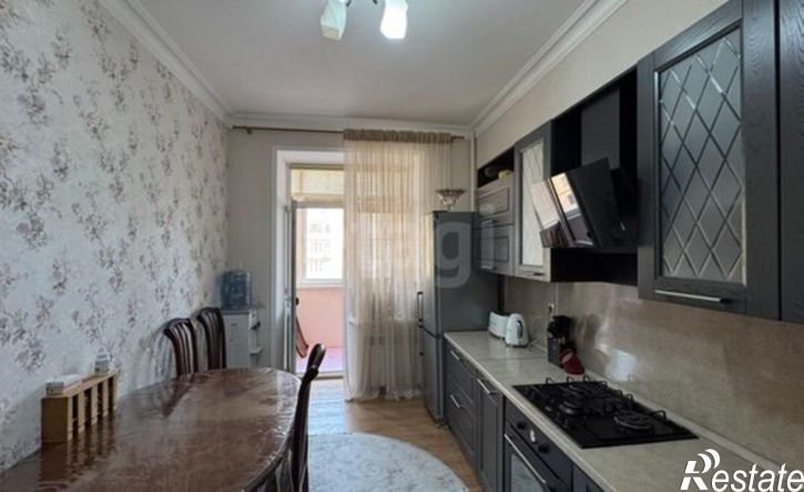 2-комн квартира улица М. Халилова, 48Б,  д. 48Б