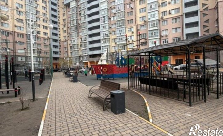 3-комн квартира Молодёжная улица, 4,  д. 4
