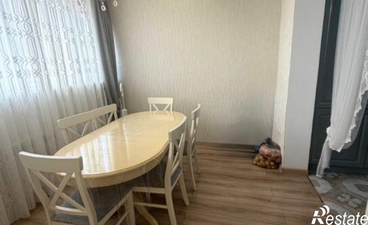 3-комн квартира Молодёжная улица, 4,  д. 4