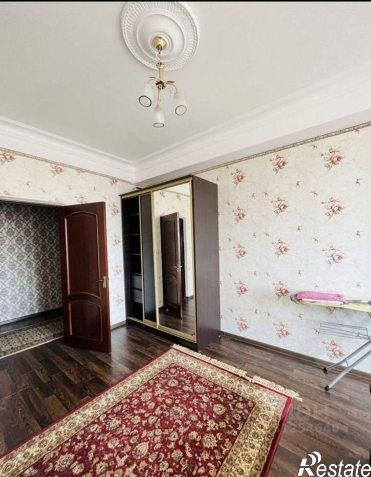 2-комн квартира улица Абдулманапова, 6Б,  д. 6Б