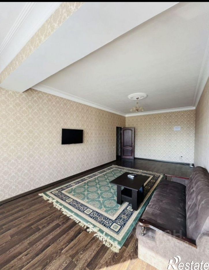 2-комн квартира улица Абдулманапова, 6Б,  д. 6Б