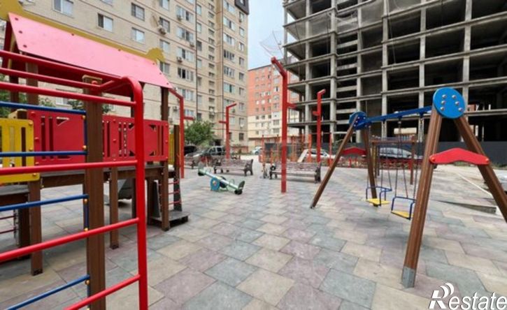 2-комн квартира улица Магомедали Магомеджановa, 13В,  д. 13В