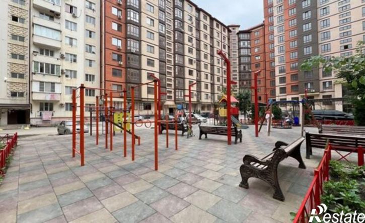 2-комн квартира улица Магомедали Магомеджановa, 13В,  д. 13В