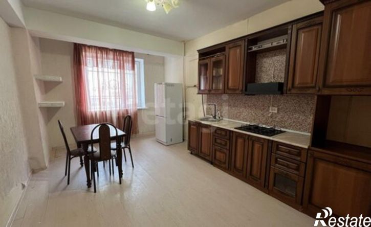 2-комн квартира улица Магомедали Магомеджановa, 13В,  д. 13В