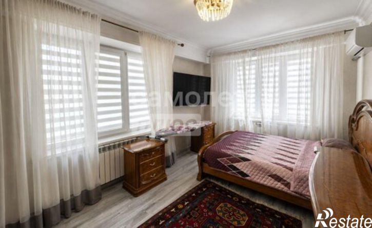3-комн квартира проспект Акулиничева, 12,  д. 12