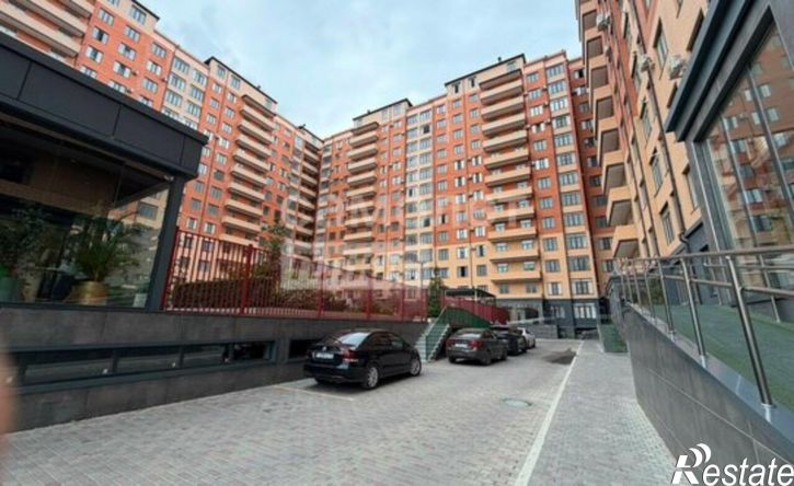 2-комн квартира проспект Акулиничева, 33А