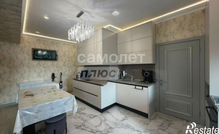 3-комн квартира пр-кт М.Омарова, 1А,  д. 1А