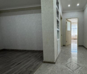 2-комн, 93кв м, этаж 7/12 пр-кт Акулиничева, 1