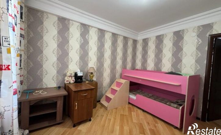 3-комн квартира пр-кт Акулиничева, 5А,  д. 5А