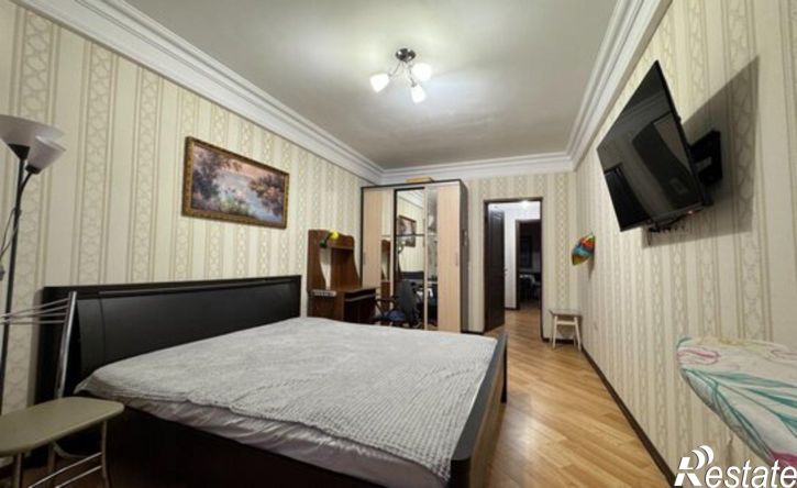 3-комн квартира пр-кт Акулиничева, 5А,  д. 5А